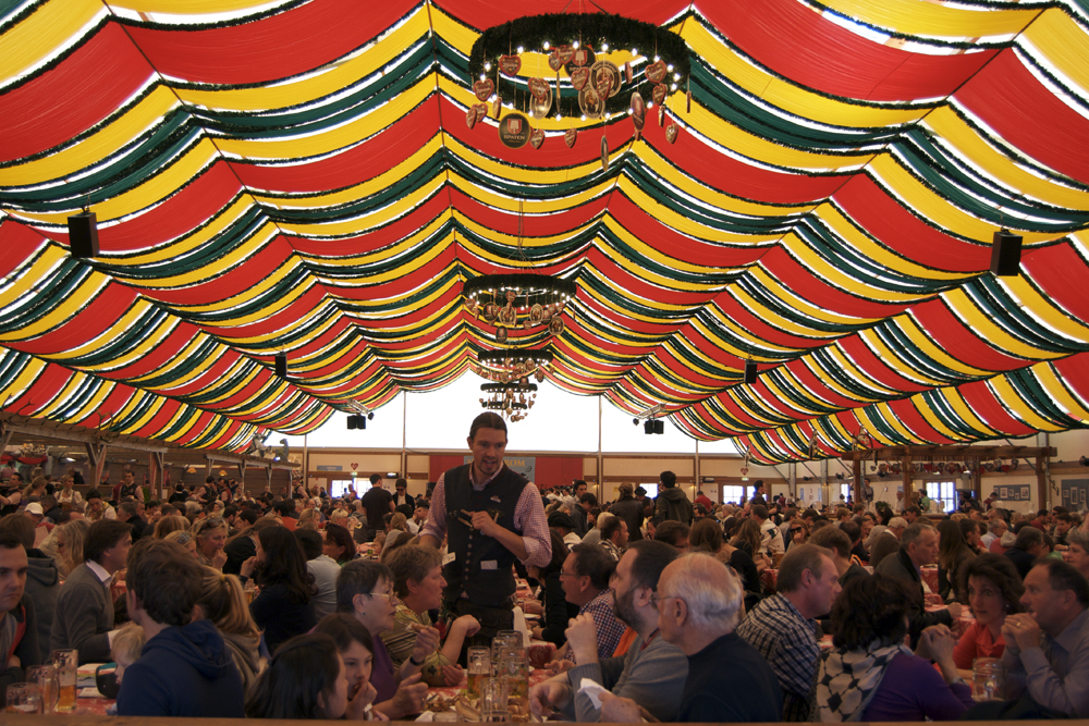 Frühlingsfest. /MUNIQUEANDO